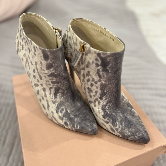 Authentic Gucci booties - Picture 8 of 8